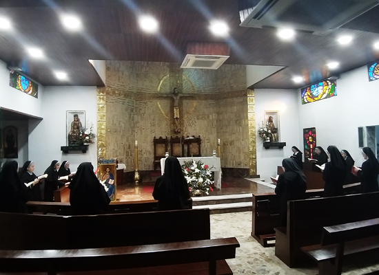 Oración capilla monjas